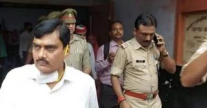 Uttar Pradesh, lawyer , shot dead,  court