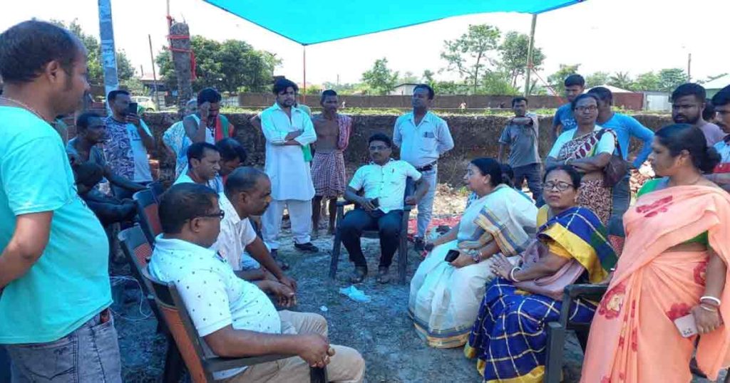 temple-constraction-on-riverbanks