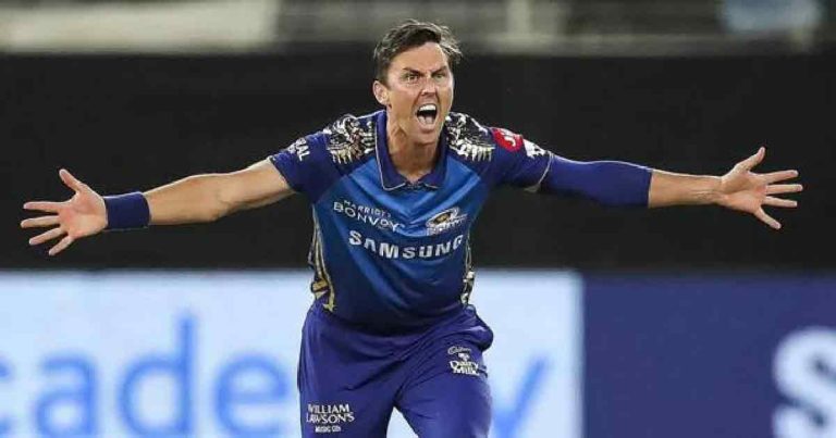 Trent Boult Rejoins Mumbai Indians for IPL 2025 Season